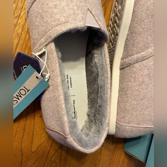Women's Tom shoes size 8.5 - Picture 3 of 4